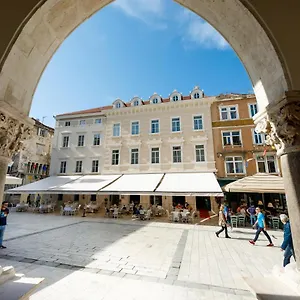 Heritage Santa Lucia Split